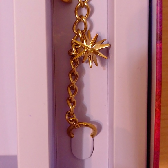 🆕 Taylor Swift Wonderstruck Gift Set Charm Bracelet Lotion Bath Gel - Picture 7 of 16